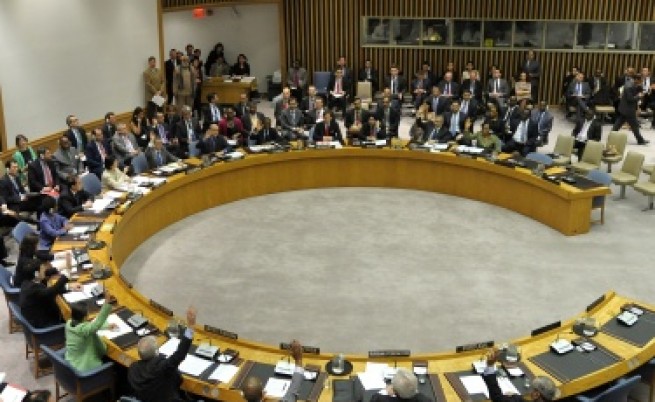 ООН гласува за удари срещу Либия