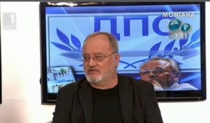 Людмил Георгиев е професор по политическа психология, беше член на ръководството на ДПС