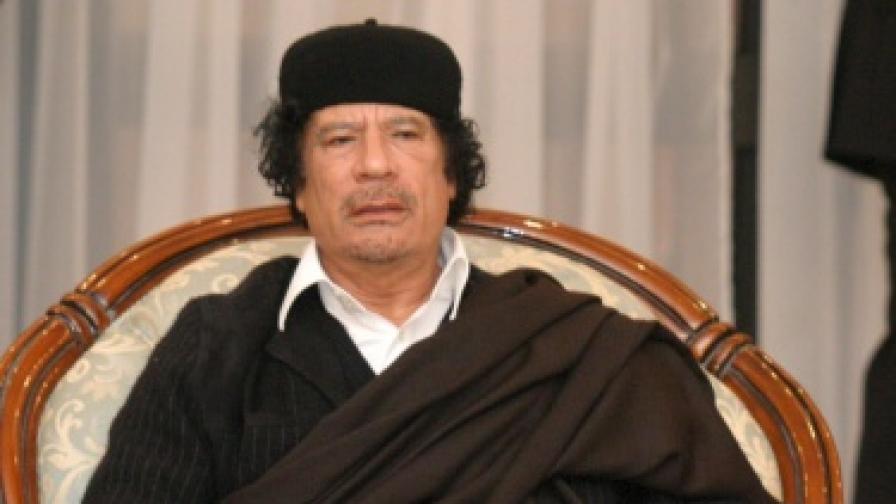 61 либийски племена призоваха Кадафи да си ходи
