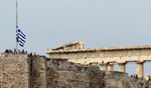 Кредитният рейтинг на Гърция се срина