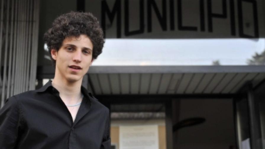 18-годишно момче – кмет на италианско градче