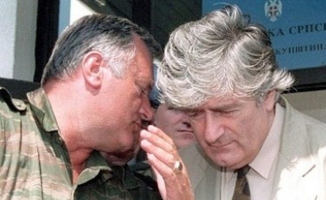 Възможно е сливане на делата на Младич и Караджич