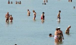 Глобиха къмпинги и хотели за отпадъчни води в морето