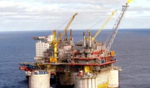 Норвежка нефтена платформа в Северно море