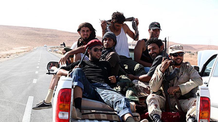 Либийските бунтовници поискаха признание от ООН 