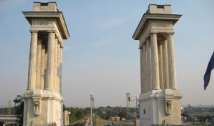 Приходите от Дунав мост скочили три пъти