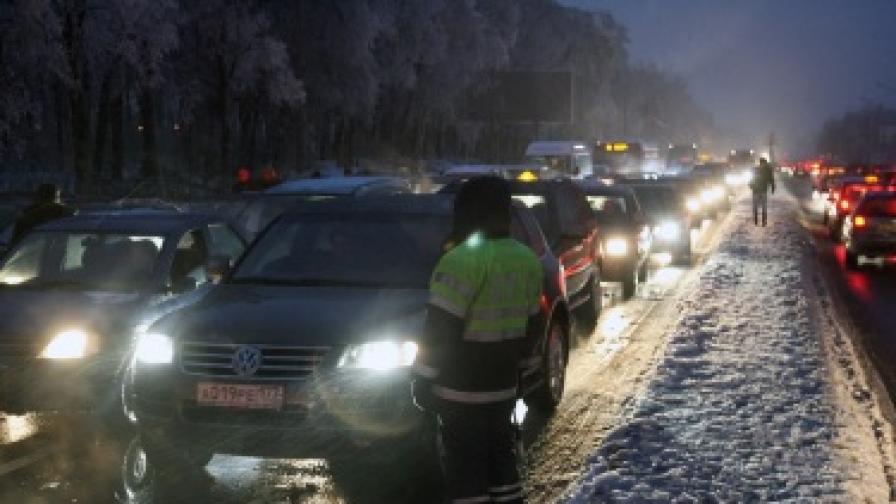 Гол и пиян шофьор потроши 17 коли в Москва