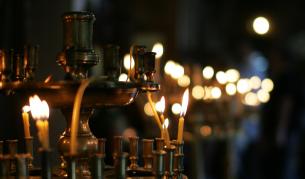 На Архангелова задушница почитаме мъртвите и раздаваме храна заради тях