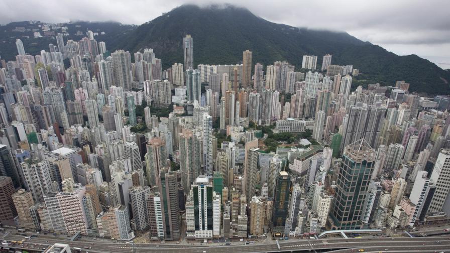 Смърт в жилищата кутийки за бедни в Хонконг