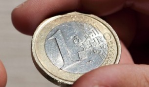 Еврото се опитва да възвърне доверието на инвеститорите