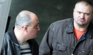 Ангел Христов (д) и Пламен Галев в съда в Кюстендил