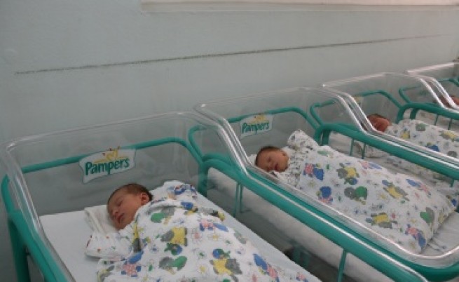 НСИ: По-малко бебета са родени през 2011 г.