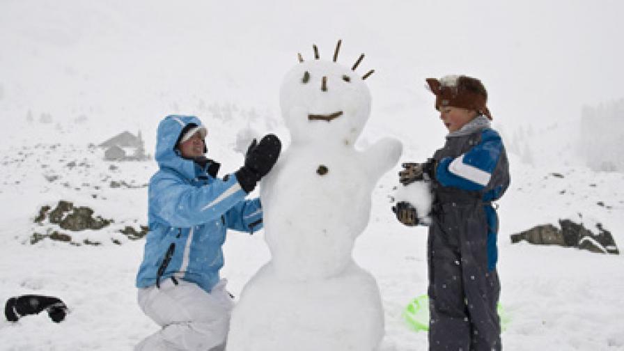 Снежният човек - от страшилище до весел приятел на децата