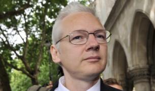 Джулиан Асандж става тв водещ