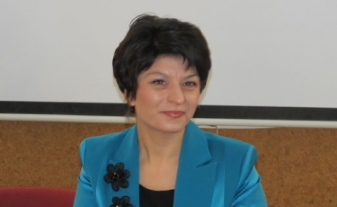 Десислава Атанасова: С този здравен министър диалогът не върви 