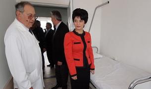 Атанасова: Наредбата за специализациите в медицината вече е готова