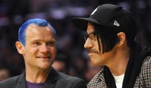 Майкъл Балзари - Флий (бас китара) и Антъни Кийдис (вокал)