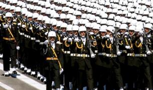 Времето на военните паради в Турция свърши