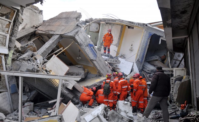Дядо Земетръс чака силно земетресение през 2014 г. в района на Истанбул