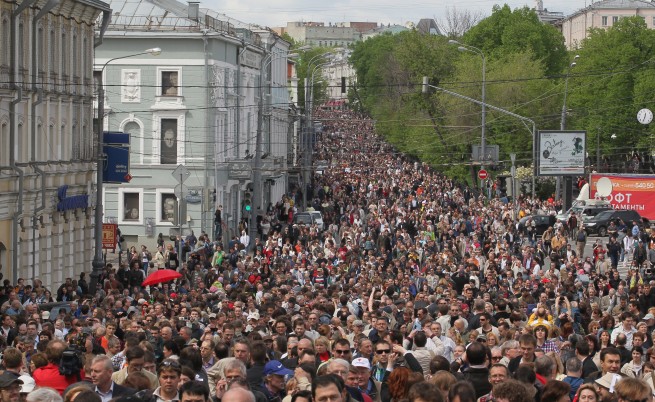 Хиляди руснаци се 