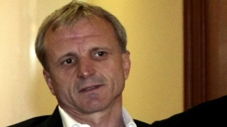 "Дарик": Гриша Ганчев се оттегля, разпродава бизнеса си