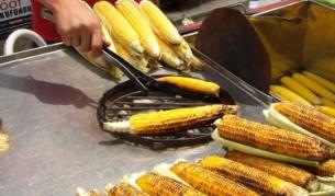 Глоби за продавачите на царевица на плажа