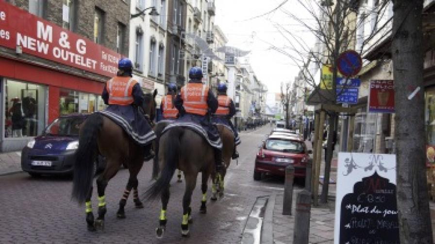 В някои квартали на Брюксел патрулират и конни полицаи