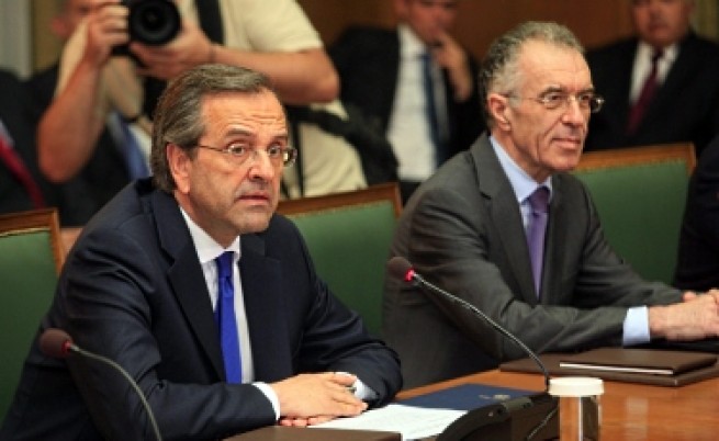 Двама гръцки министри – в болница