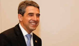 Президентът Плевнелиев: В България имаме изключително талантливи и умни млади хора, много способни изследователи в БАН, имаме добри преподаватели в университетите...