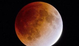 Хелий-3 от Луната ще ни осигури енергия за 5000 г.