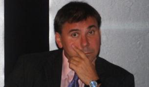 Иван Кръстев