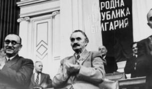 Георги Димитров при приемането на Конституцията от 1947 г.