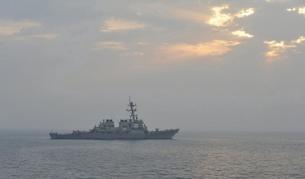 25 страни демонстрират мощ край бреговете на Иран