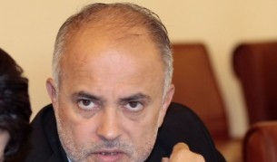 Министърът на труда и социалните грижи Тотю Младенов