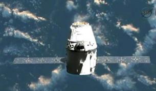 Космическата капсула "Дракон"