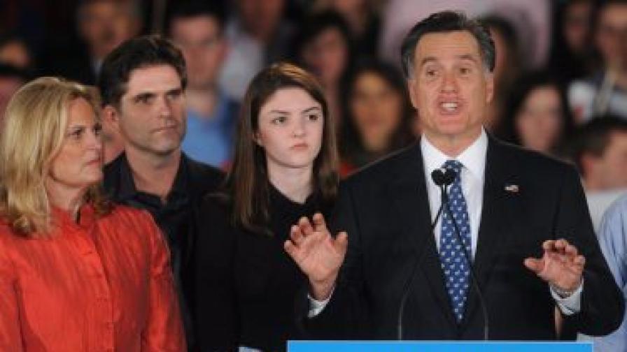 Син на Ромни: Идваше ми да шибна един на Обама 