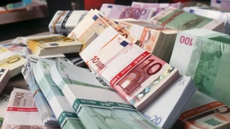Френският парламент гласува 75% данък за доходи над 1 млн. евро