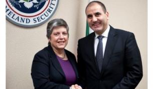 Във Вашингтон се срещнаха Джанет Наполитано - секретар на Департамента по вътрешната сигурност на САЩ, и вицепремиерът и министър на вътрещните работи Цветан Цветанов