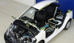 Кола на сгъстен въздух от "Пежо-Ситроен" 