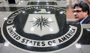 Бившият шпионин от ЦРУ Джон Киряку (на малката снимка)