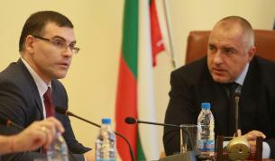 Симеон Дянков и Бойко Борисов преди началото на редовно заседание на Министерски съвет на 21 ноември 2012 г.