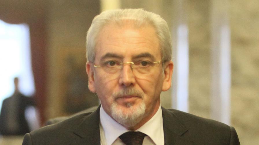 Местан: Цацаров да започне наказателно преследване срещу Борисов 