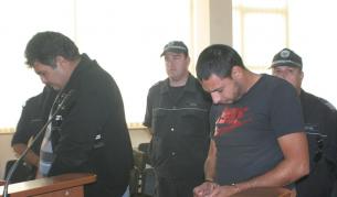 Спас Христов (л) и Георги Йорданов (д) в съда