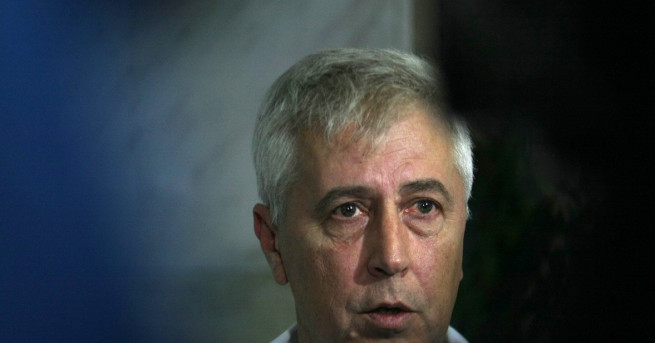 Скандалът с вече бившия здравен министър Николай Петров е скроен