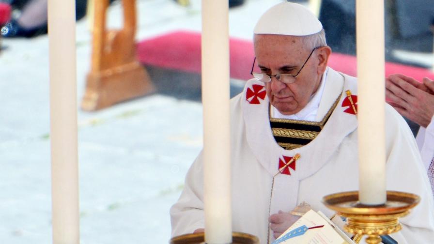 Папа Франциск по време на интронизацията