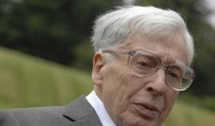 Почина Робърт Едуардс – бащата на ин витрото