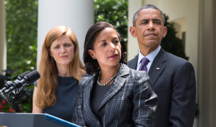 Саманта Пауър (вляво), Сюзан Райс и Обама