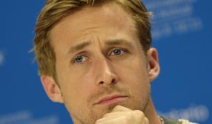 Неизвестен актьор дава хиляди, за да прилича на Райън Гослинг