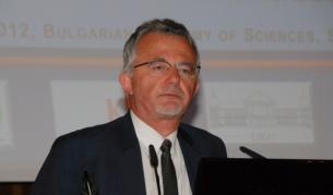 Почина проф. Евгений Николов