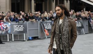 Ръсел Бранд в нов любовен романс